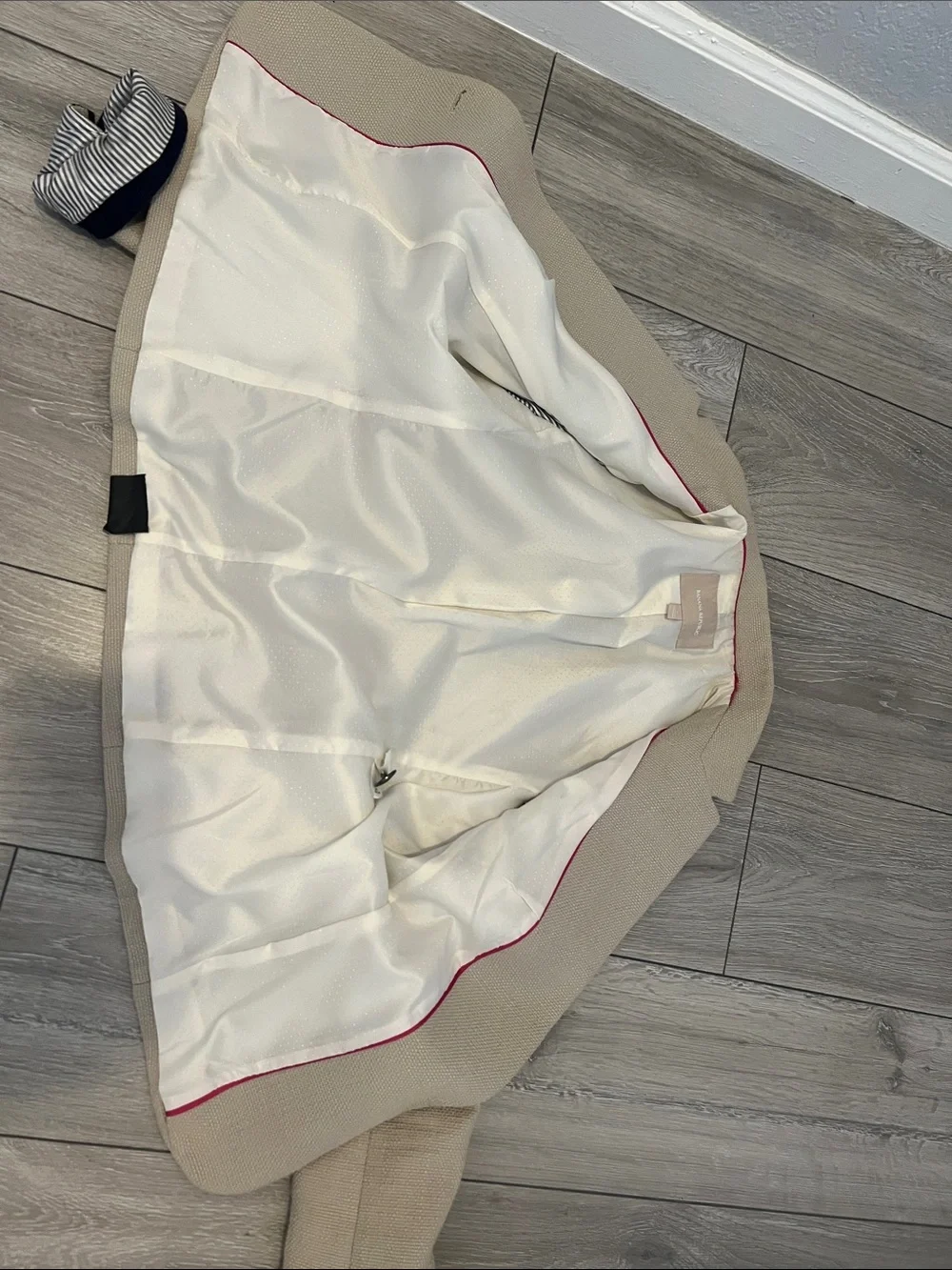 Banana Republic Cream Textured Blazer with Navy Trim